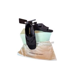 Off White c/o Woman Black Yoga shoes